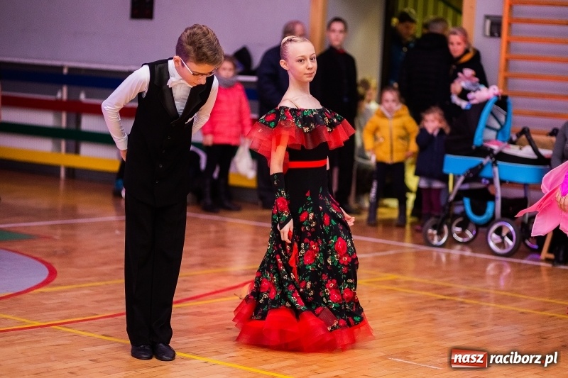 Zdjęcie w galerii na portalu naszraciborz.pl: Pokazy taneczne wychowanków MDK w MOS-ie wiadomości z regionu