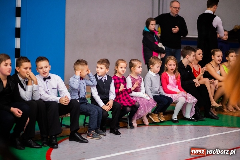 Zdjęcie w galerii na portalu naszraciborz.pl: Pokazy taneczne wychowanków MDK w MOS-ie wiadomości z regionu