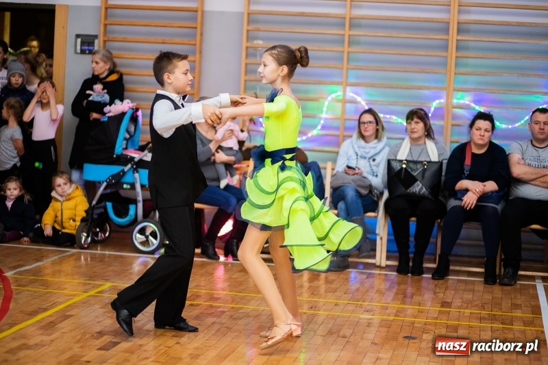 Zdjęcie w galerii na portalu naszraciborz.pl: Pokazy taneczne wychowanków MDK w MOS-ie wiadomości z regionu