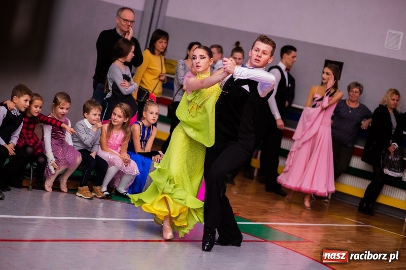 Zdjęcie w galerii na portalu naszraciborz.pl: Pokazy taneczne wychowanków MDK w MOS-ie wiadomości z regionu