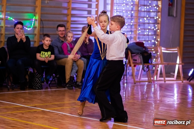 Zdjęcie w galerii na portalu naszraciborz.pl: Pokazy taneczne wychowanków MDK w MOS-ie wiadomości z regionu