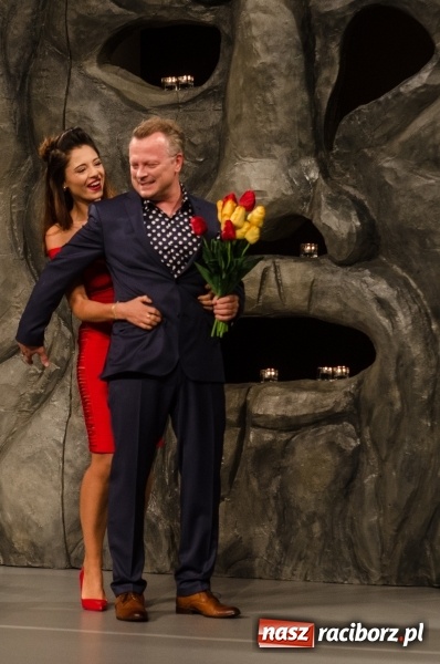 Zdjęcie w galerii na portalu naszraciborz.pl: Spektakl „Kłamstwo” w Raciborzu wiadomości z regionu