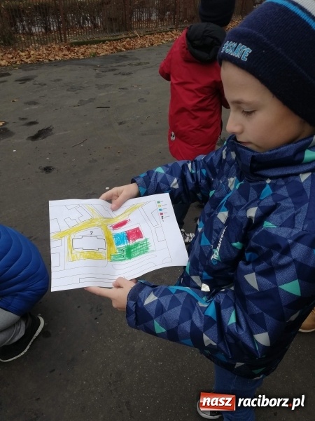 Zdjęcie w galerii na portalu naszraciborz.pl: Uczniowie SP 4 brali udział w ogólnopolskim programie Archi-Przygody wiadomości z regionu