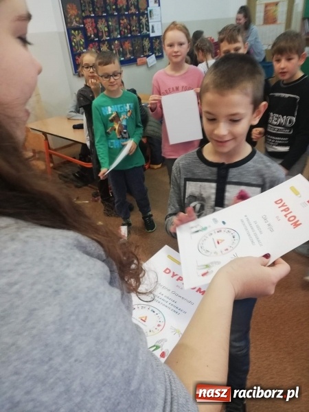 Zdjęcie w galerii na portalu naszraciborz.pl: Uczniowie SP 4 brali udział w ogólnopolskim programie Archi-Przygody wiadomości z regionu