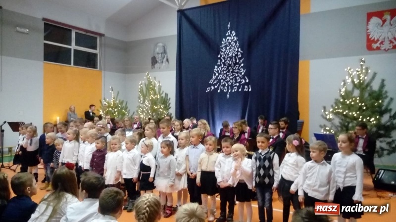 Zdjęcie w galerii na portalu naszraciborz.pl: Górki Śląskie. Świąteczna uczta dla duszy  wiadomości z regionu