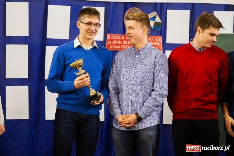 Zdjęcie w galerii na portalu naszraciborz.pl: II LO świętowało Dzień Patrona Szkoły wiadomości z regionu