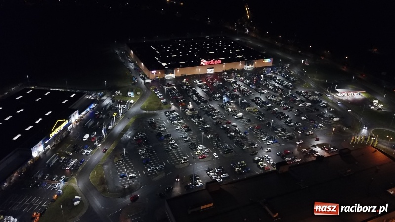Zdjęcie w galerii na portalu naszraciborz.pl: Przedświąteczny Racibórz jak metropolia FOTO i WIDEO  wiadomości z regionu