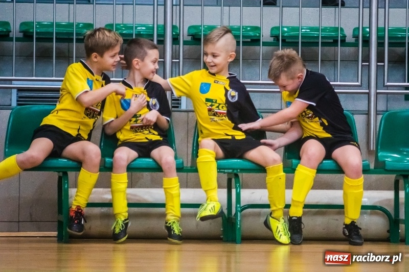 Zdjęcie w galerii na portalu naszraciborz.pl: Świąteczne granie w Arenie Rafako wiadomości z regionu