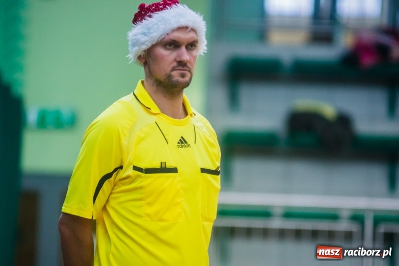 Zdjęcie w galerii na portalu naszraciborz.pl: Świąteczne granie w Arenie Rafako wiadomości z regionu