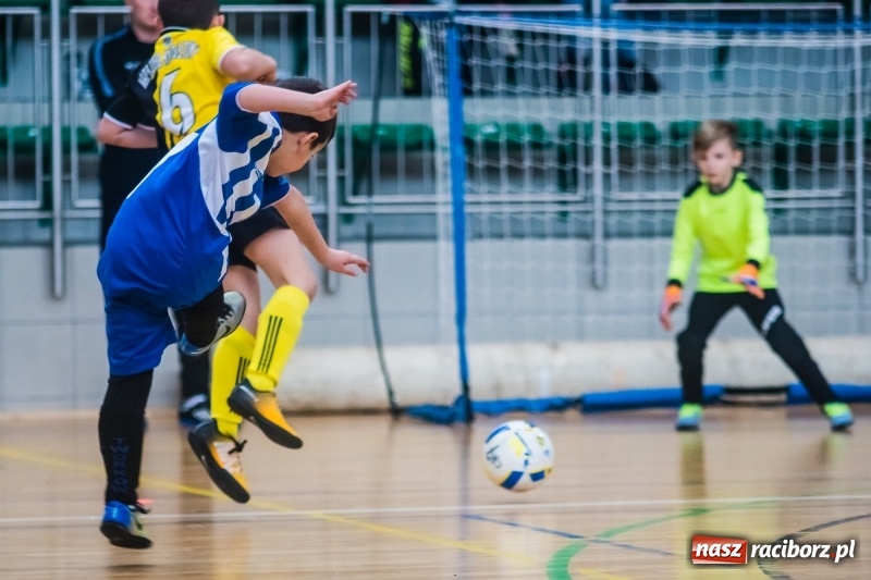 Zdjęcie w galerii na portalu naszraciborz.pl: Świąteczne granie w Arenie Rafako wiadomości z regionu