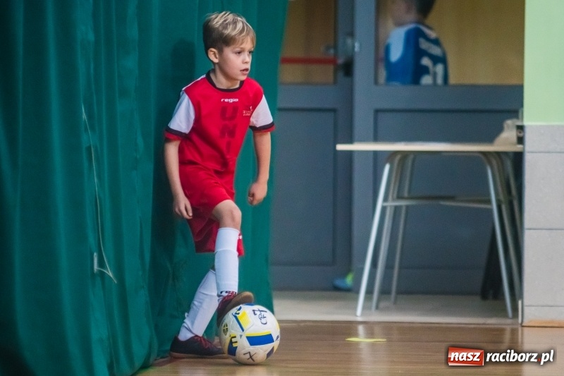 Zdjęcie w galerii na portalu naszraciborz.pl: Świąteczne granie w Arenie Rafako wiadomości z regionu