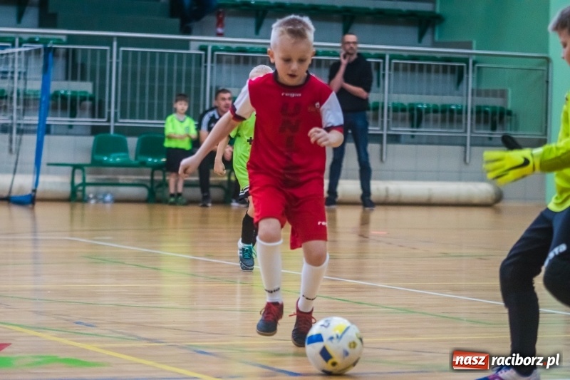 Zdjęcie w galerii na portalu naszraciborz.pl: Świąteczne granie w Arenie Rafako wiadomości z regionu