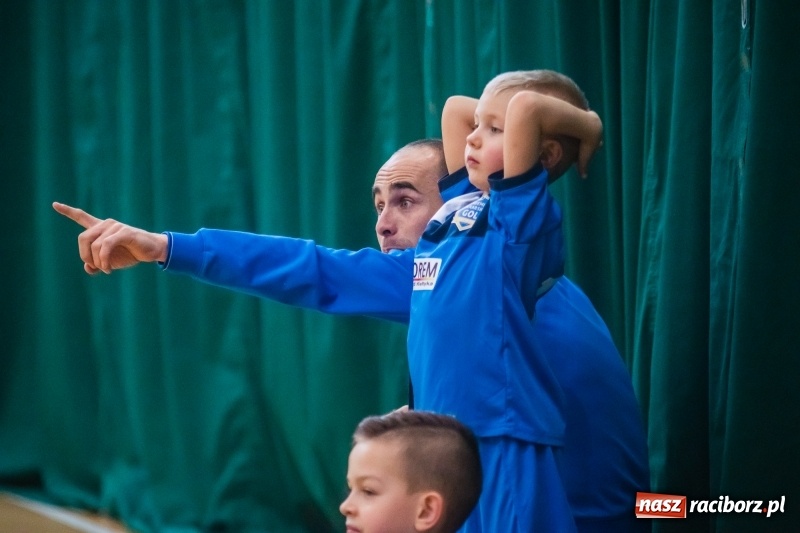 Zdjęcie w galerii na portalu naszraciborz.pl: Świąteczne granie w Arenie Rafako wiadomości z regionu