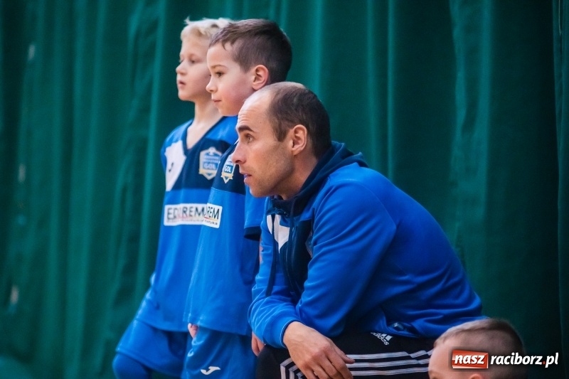 Zdjęcie w galerii na portalu naszraciborz.pl: Świąteczne granie w Arenie Rafako wiadomości z regionu