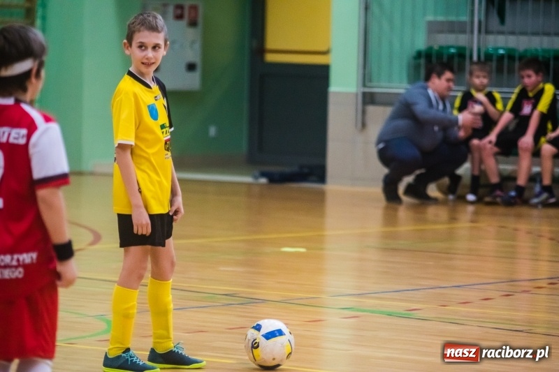 Zdjęcie w galerii na portalu naszraciborz.pl: Świąteczne granie w Arenie Rafako wiadomości z regionu