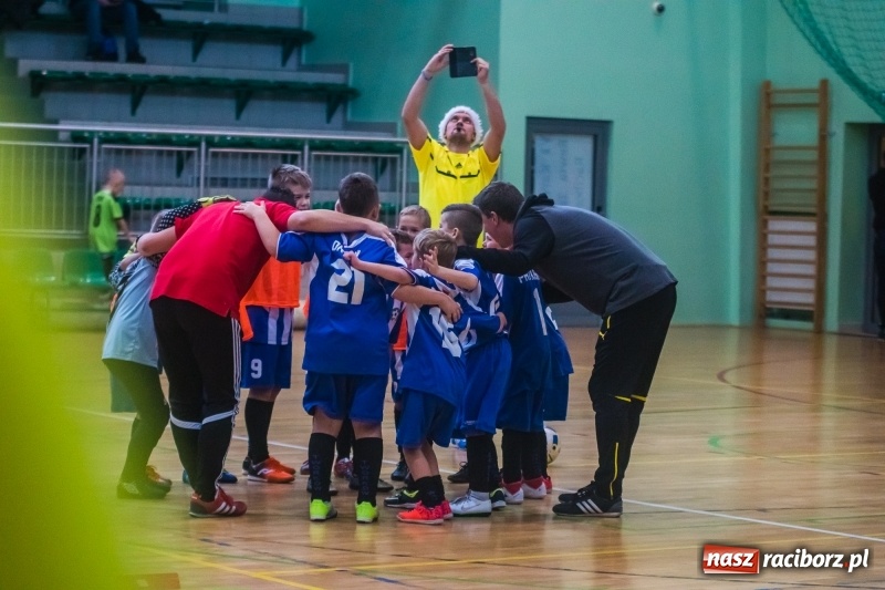 Zdjęcie w galerii na portalu naszraciborz.pl: Świąteczne granie w Arenie Rafako wiadomości z regionu