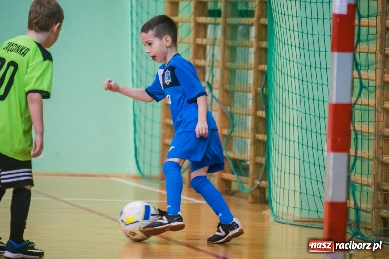 Zdjęcie w galerii na portalu naszraciborz.pl: Świąteczne granie w Arenie Rafako wiadomości z regionu