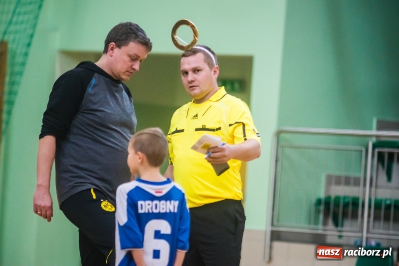 Zdjęcie w galerii na portalu naszraciborz.pl: Świąteczne granie w Arenie Rafako wiadomości z regionu