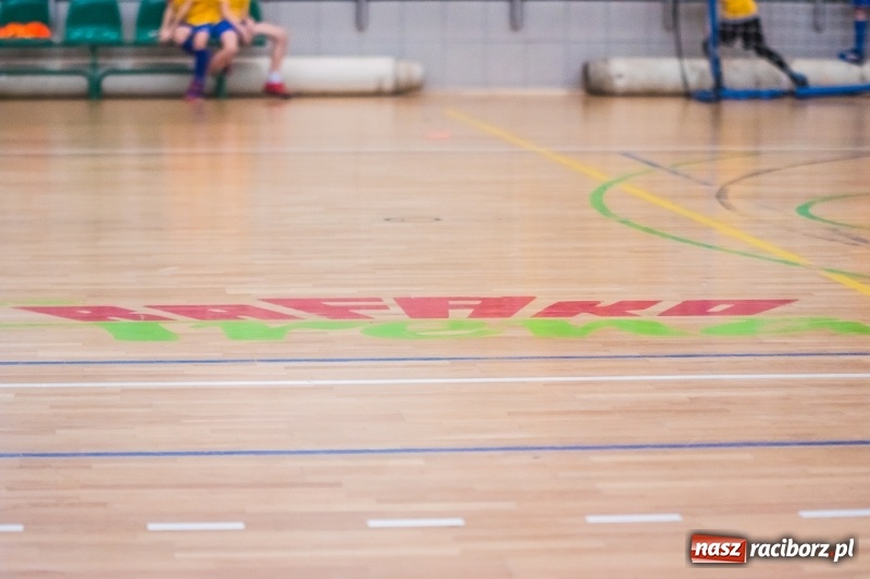 Zdjęcie w galerii na portalu naszraciborz.pl: Świąteczne granie w Arenie Rafako wiadomości z regionu