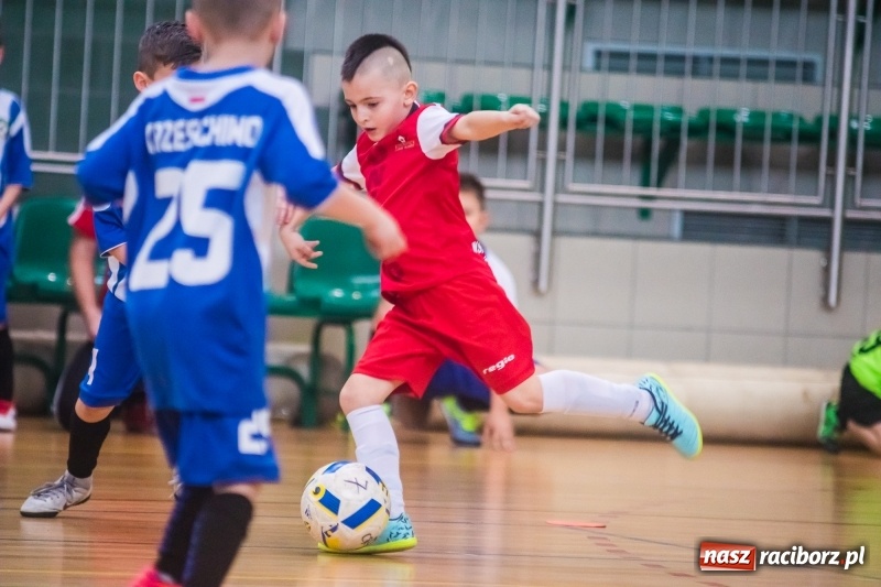 Zdjęcie w galerii na portalu naszraciborz.pl: Świąteczne granie w Arenie Rafako wiadomości z regionu