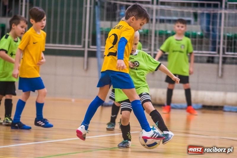 Zdjęcie w galerii na portalu naszraciborz.pl: Świąteczne granie w Arenie Rafako wiadomości z regionu