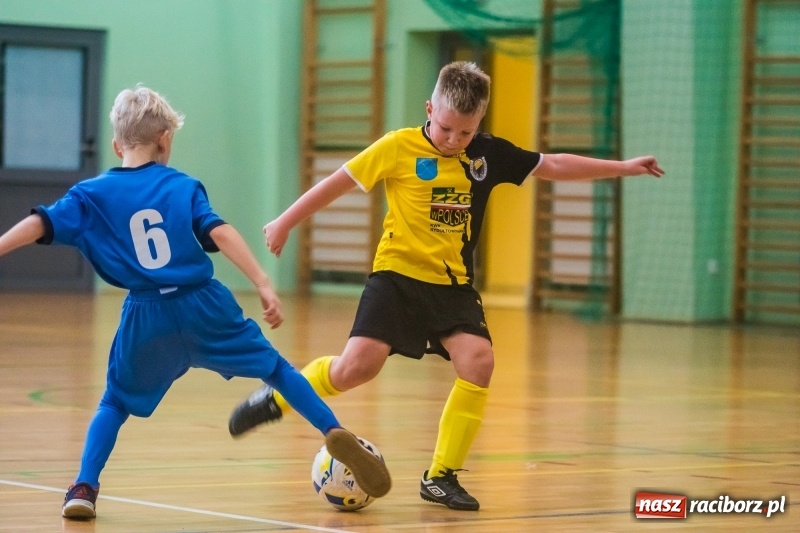 Zdjęcie w galerii na portalu naszraciborz.pl: Świąteczne granie w Arenie Rafako wiadomości z regionu