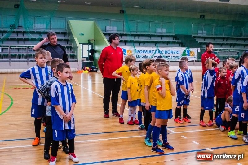 Zdjęcie w galerii na portalu naszraciborz.pl: Świąteczne granie w Arenie Rafako wiadomości z regionu