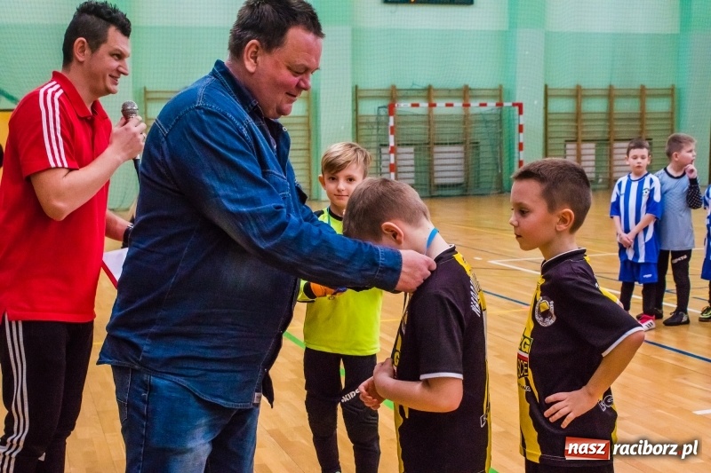 Zdjęcie w galerii na portalu naszraciborz.pl: Świąteczne granie w Arenie Rafako wiadomości z regionu