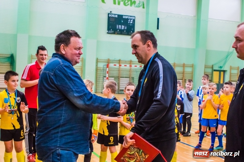Zdjęcie w galerii na portalu naszraciborz.pl: Świąteczne granie w Arenie Rafako wiadomości z regionu