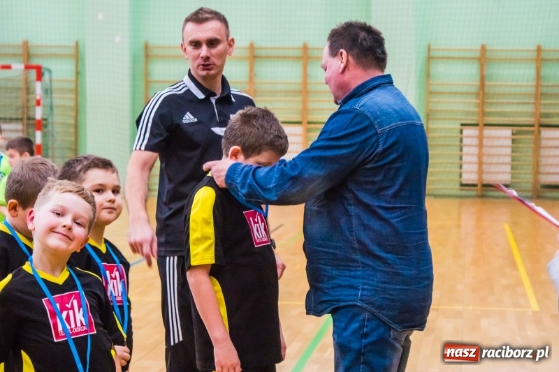 Zdjęcie w galerii na portalu naszraciborz.pl: Świąteczne granie w Arenie Rafako wiadomości z regionu