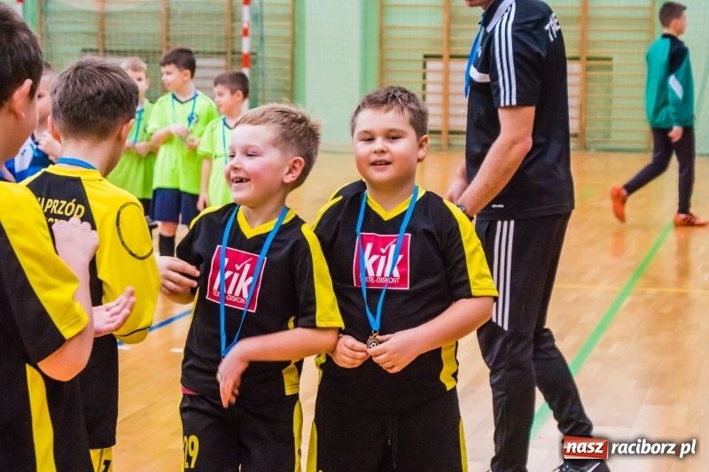 Zdjęcie w galerii na portalu naszraciborz.pl: Świąteczne granie w Arenie Rafako wiadomości z regionu