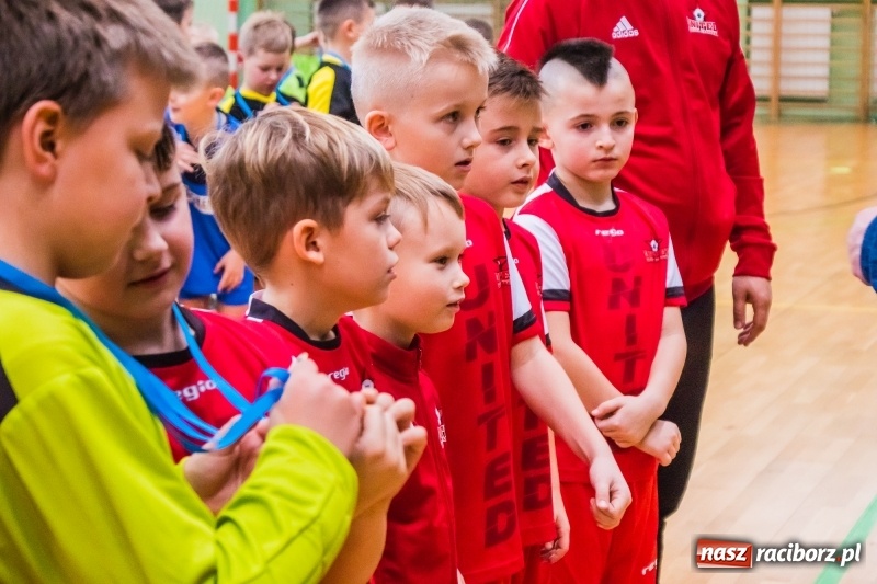 Zdjęcie w galerii na portalu naszraciborz.pl: Świąteczne granie w Arenie Rafako wiadomości z regionu