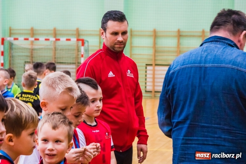 Zdjęcie w galerii na portalu naszraciborz.pl: Świąteczne granie w Arenie Rafako wiadomości z regionu