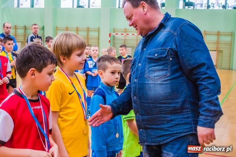 Zdjęcie w galerii na portalu naszraciborz.pl: Świąteczne granie w Arenie Rafako wiadomości z regionu