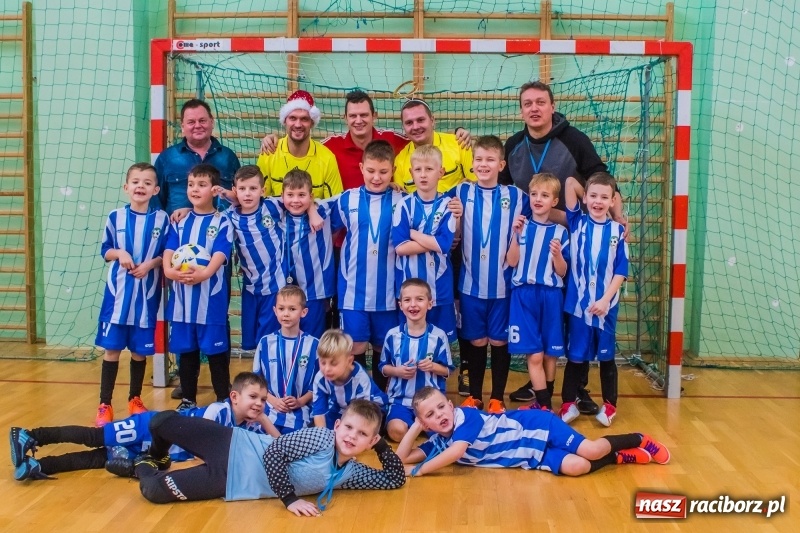 Zdjęcie w galerii na portalu naszraciborz.pl: Świąteczne granie w Arenie Rafako wiadomości z regionu