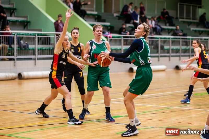 Zdjęcie w galerii na portalu naszraciborz.pl: Bez świątecznego cudu. Kolejna porażka RKK AZS Racibórz wiadomości z regionu