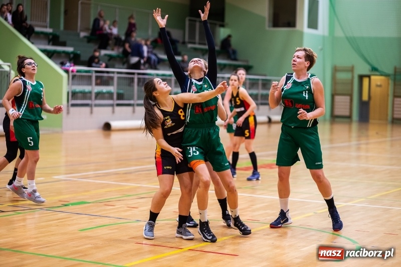 Zdjęcie w galerii na portalu naszraciborz.pl: Bez świątecznego cudu. Kolejna porażka RKK AZS Racibórz wiadomości z regionu