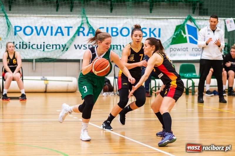 Zdjęcie w galerii na portalu naszraciborz.pl: Bez świątecznego cudu. Kolejna porażka RKK AZS Racibórz wiadomości z regionu