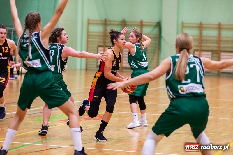 Zdjęcie w galerii na portalu naszraciborz.pl: Bez świątecznego cudu. Kolejna porażka RKK AZS Racibórz wiadomości z regionu