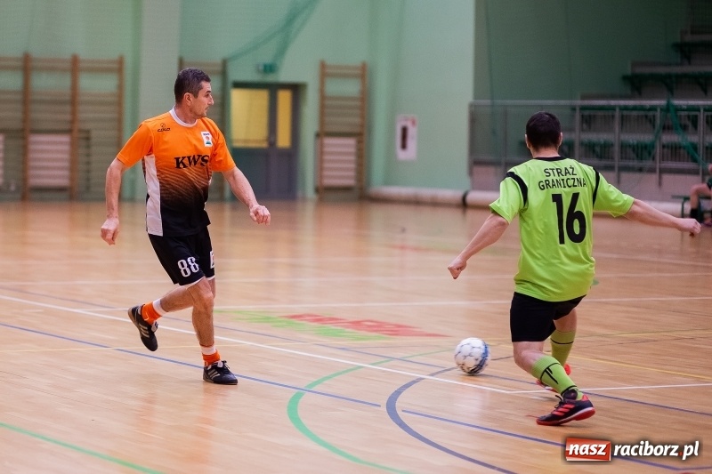 Zdjęcie w galerii na portalu naszraciborz.pl: Ciekawe starcia w raciborskiej HLPN wiadomości z regionu