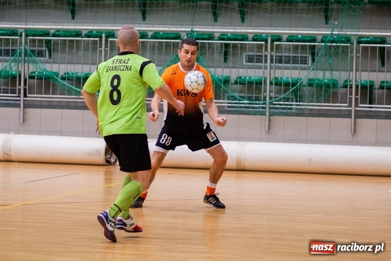 Zdjęcie w galerii na portalu naszraciborz.pl: Ciekawe starcia w raciborskiej HLPN wiadomości z regionu