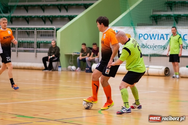 Zdjęcie w galerii na portalu naszraciborz.pl: Ciekawe starcia w raciborskiej HLPN wiadomości z regionu