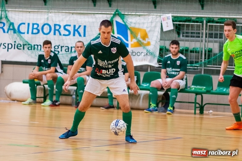 Zdjęcie w galerii na portalu naszraciborz.pl: Ciekawe starcia w raciborskiej HLPN wiadomości z regionu