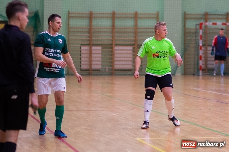 Zdjęcie w galerii na portalu naszraciborz.pl: Ciekawe starcia w raciborskiej HLPN wiadomości z regionu