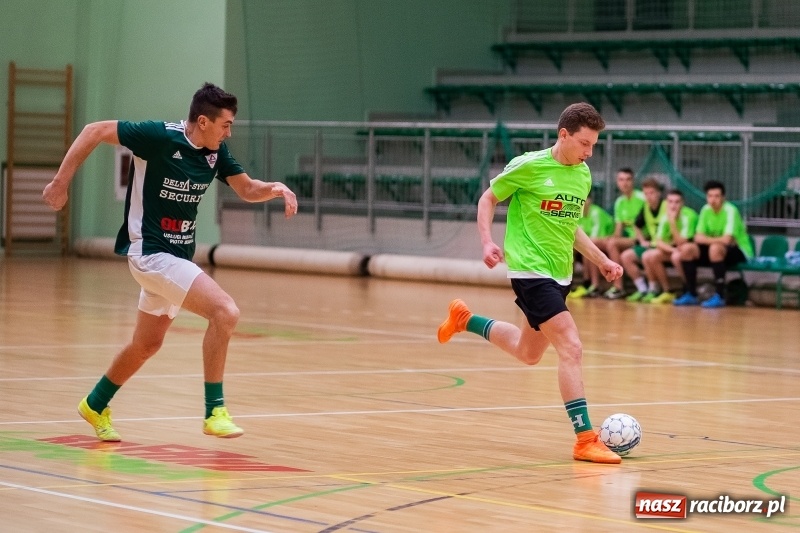 Zdjęcie w galerii na portalu naszraciborz.pl: Ciekawe starcia w raciborskiej HLPN wiadomości z regionu