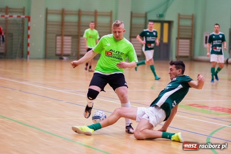 Zdjęcie w galerii na portalu naszraciborz.pl: Ciekawe starcia w raciborskiej HLPN wiadomości z regionu