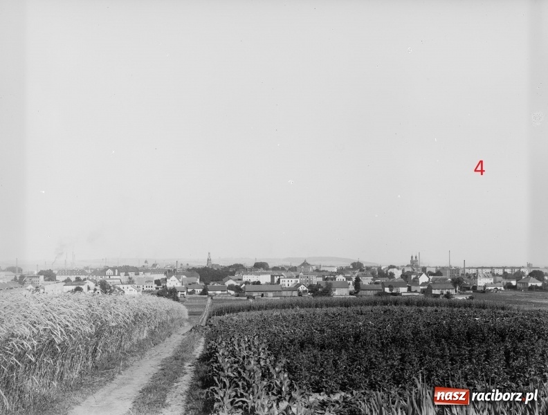 Zdjęcie w galerii na portalu naszraciborz.pl: Niedzielny quiz dla miłośników Raciborza. Zgadnij gdzie stał fotograf  wiadomości z regionu