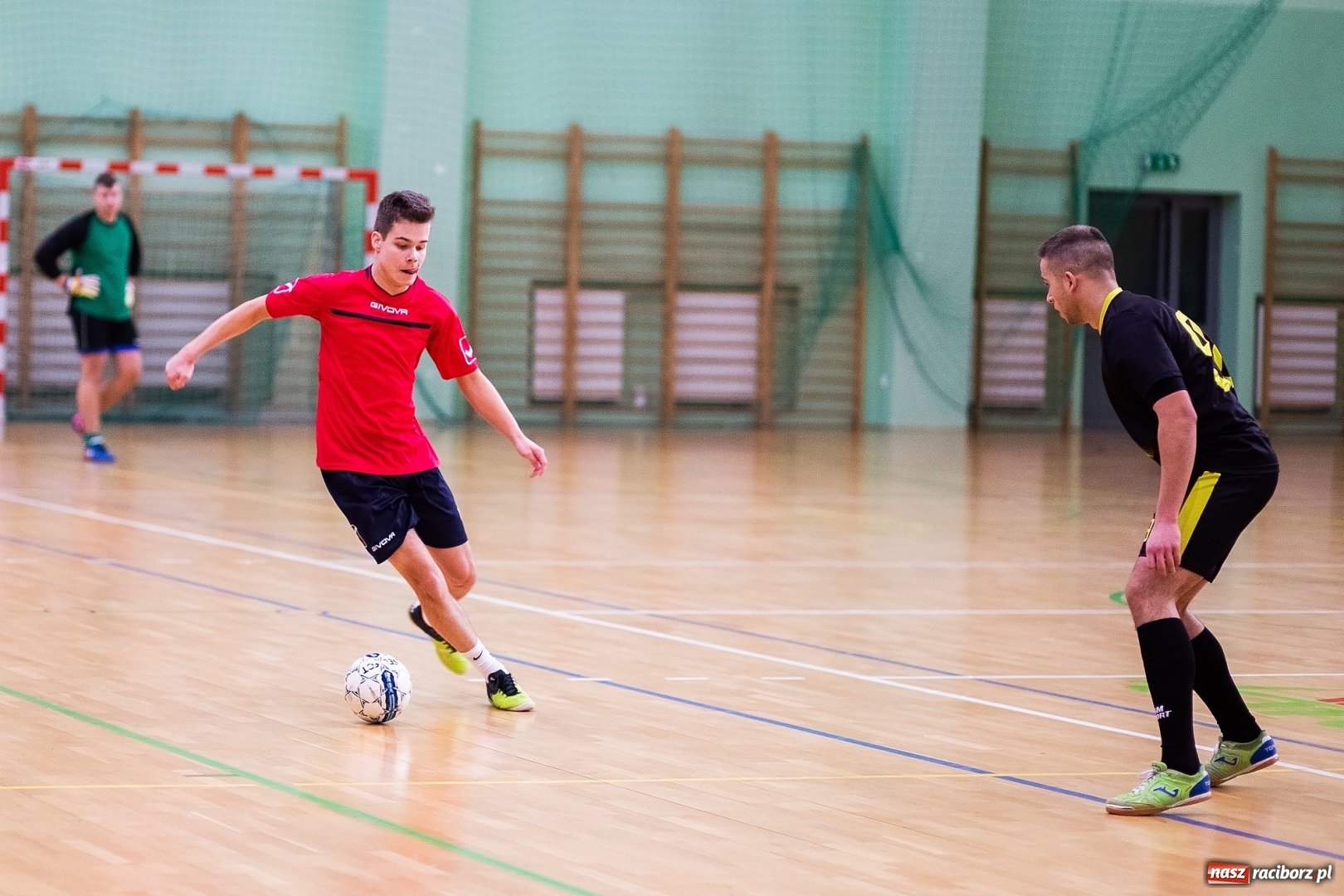Zdjęcie w galerii na portalu naszraciborz.pl: Prawdziwy maraton futsalu w Arenie Rafako FOTO i WIDEO wiadomości z regionu