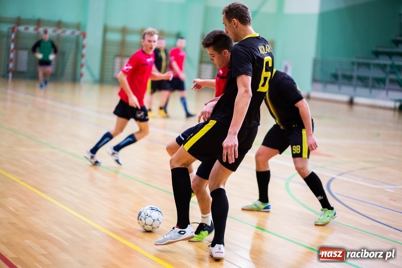 Zdjęcie w galerii na portalu naszraciborz.pl: Prawdziwy maraton futsalu w Arenie Rafako FOTO i WIDEO wiadomości z regionu