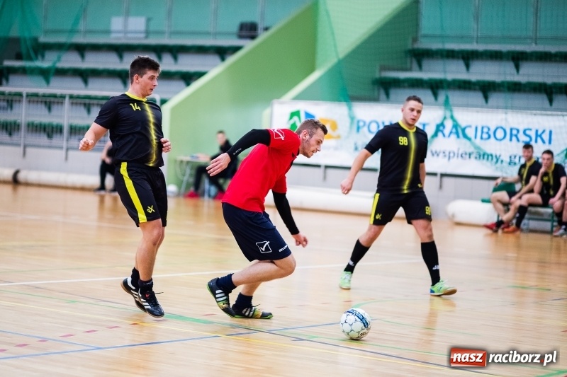 Zdjęcie w galerii na portalu naszraciborz.pl: Prawdziwy maraton futsalu w Arenie Rafako FOTO i WIDEO wiadomości z regionu